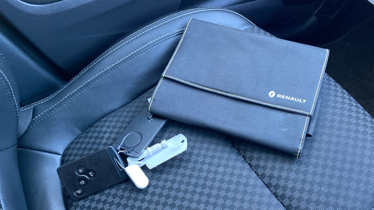 Used Renault Clio 2018 for sale - 76719969: Photo 19