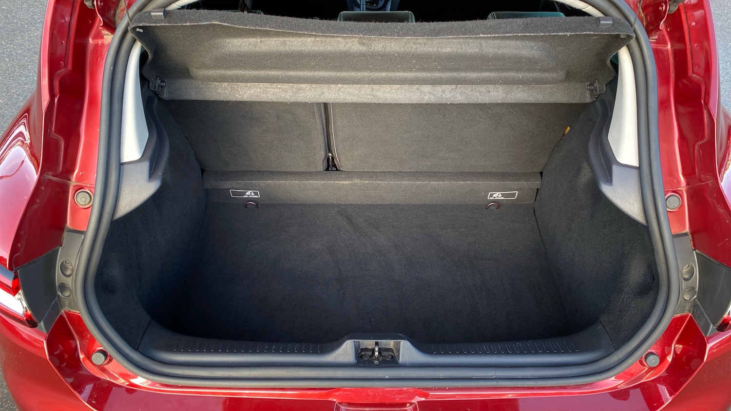 Used Renault Clio 2018 for sale - 76719969: Photo 4