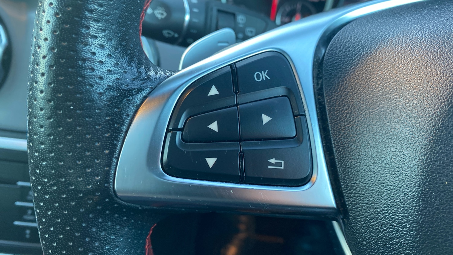 Used Mercedes-Benz GLA 2019 for sale - 76784808: Photo 25