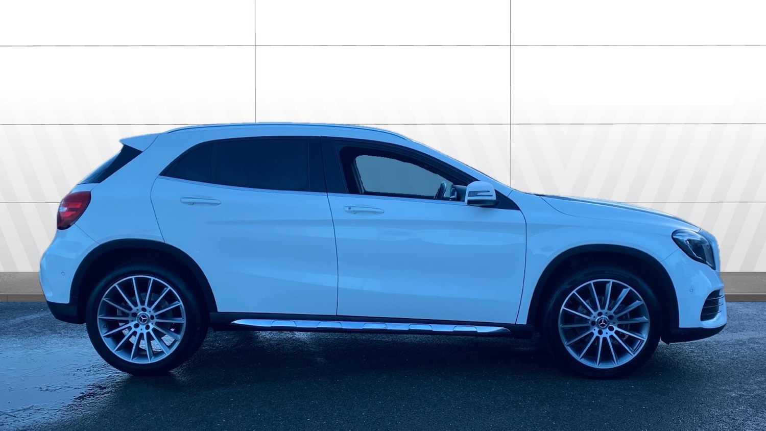 Used Mercedes-Benz GLA 2019 for sale - 76784808: Photo 5