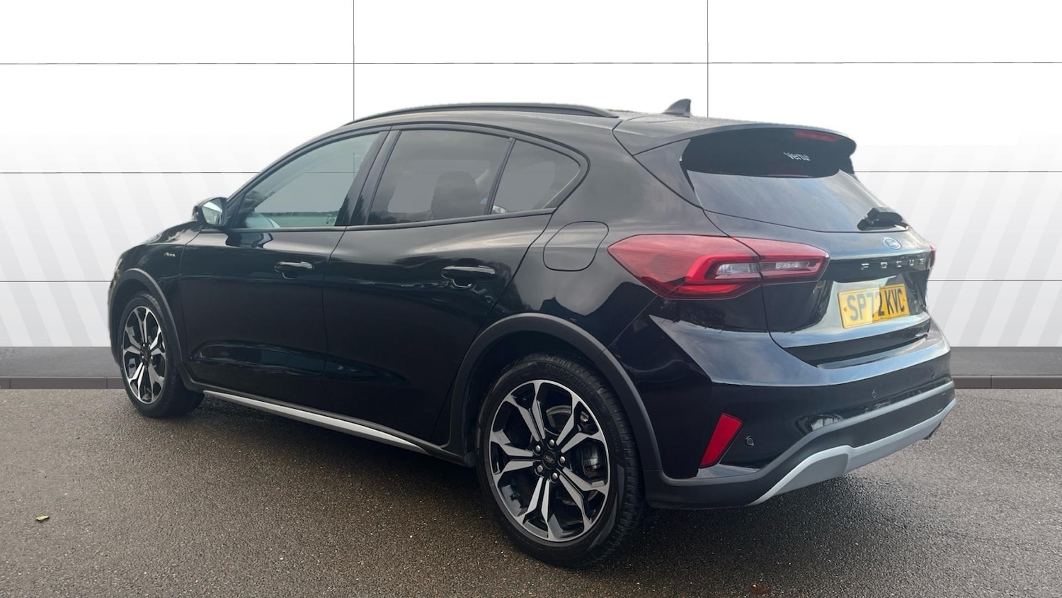 Used Ford Focus 2022 for sale - 76736391: Photo 2