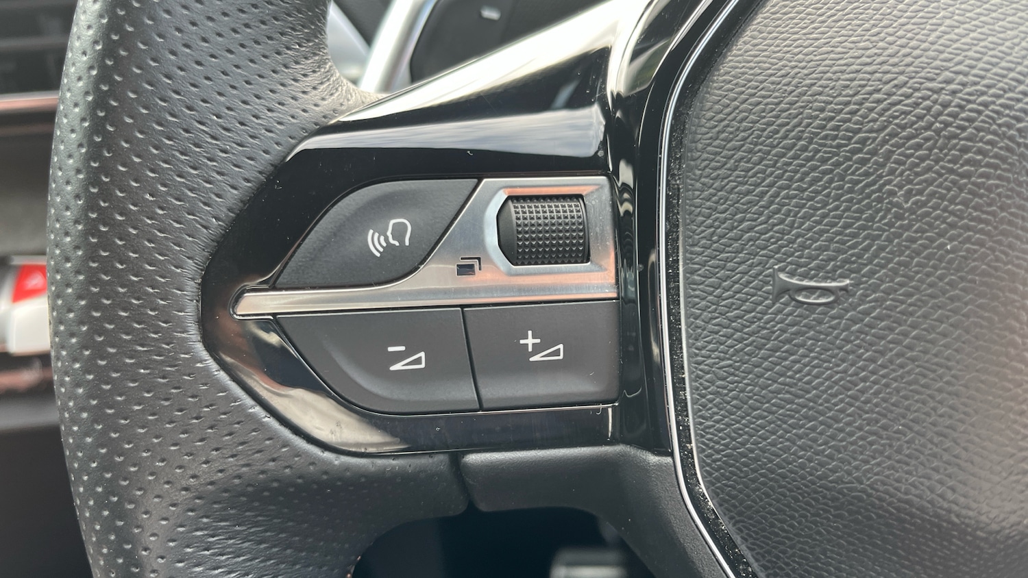 Used Peugeot 3008 2024 for sale - 76207666: Photo 35