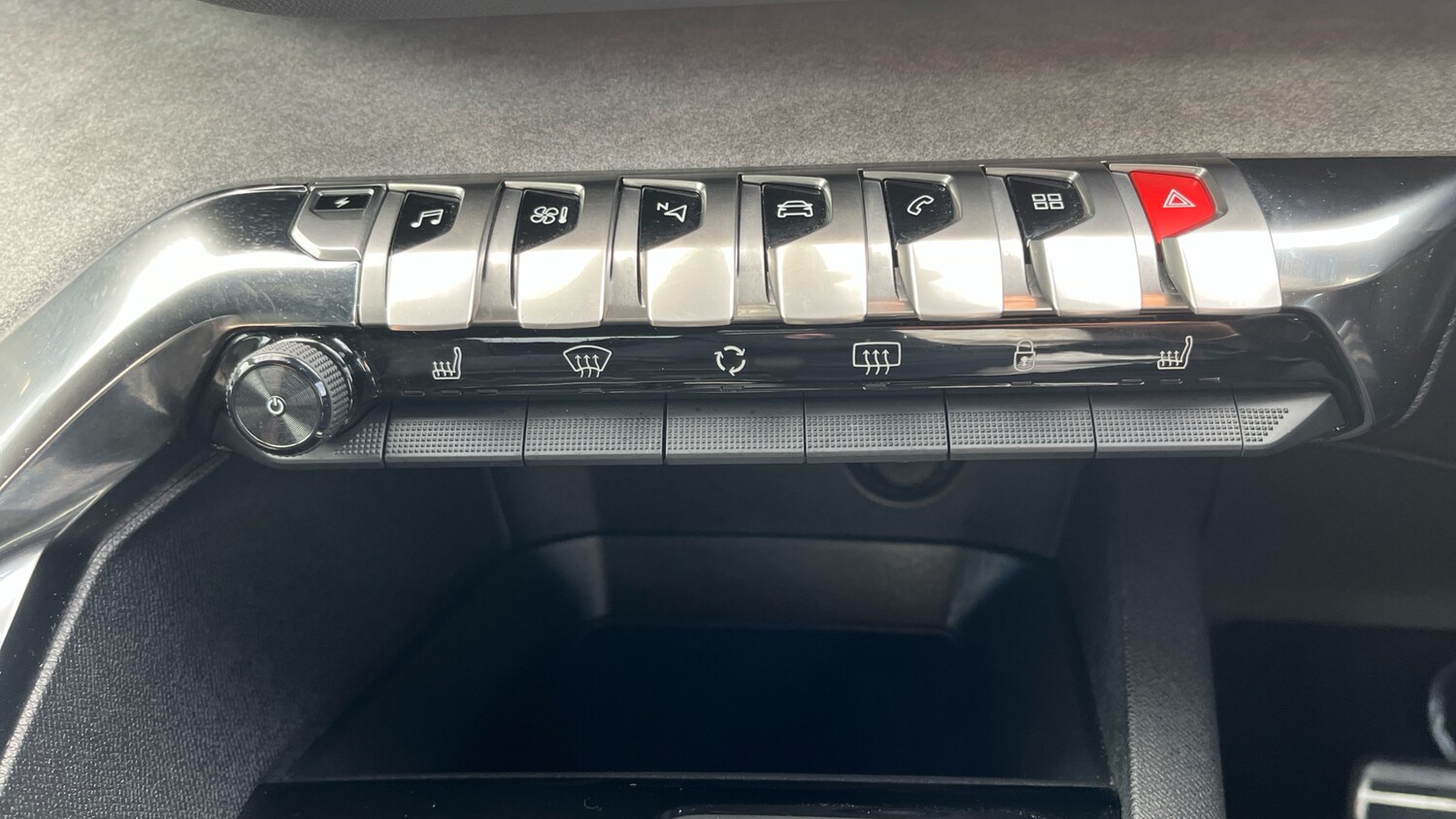 Used Peugeot 3008 2024 for sale - 76207666: Photo 46