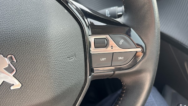 Used Peugeot 208 2021 for sale - 75792754: Photo 23