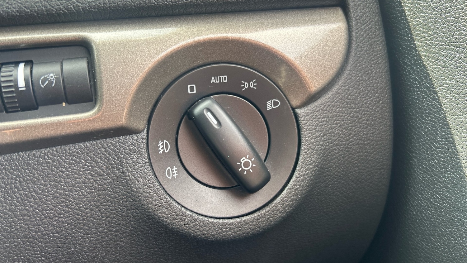 Vehicle 28
