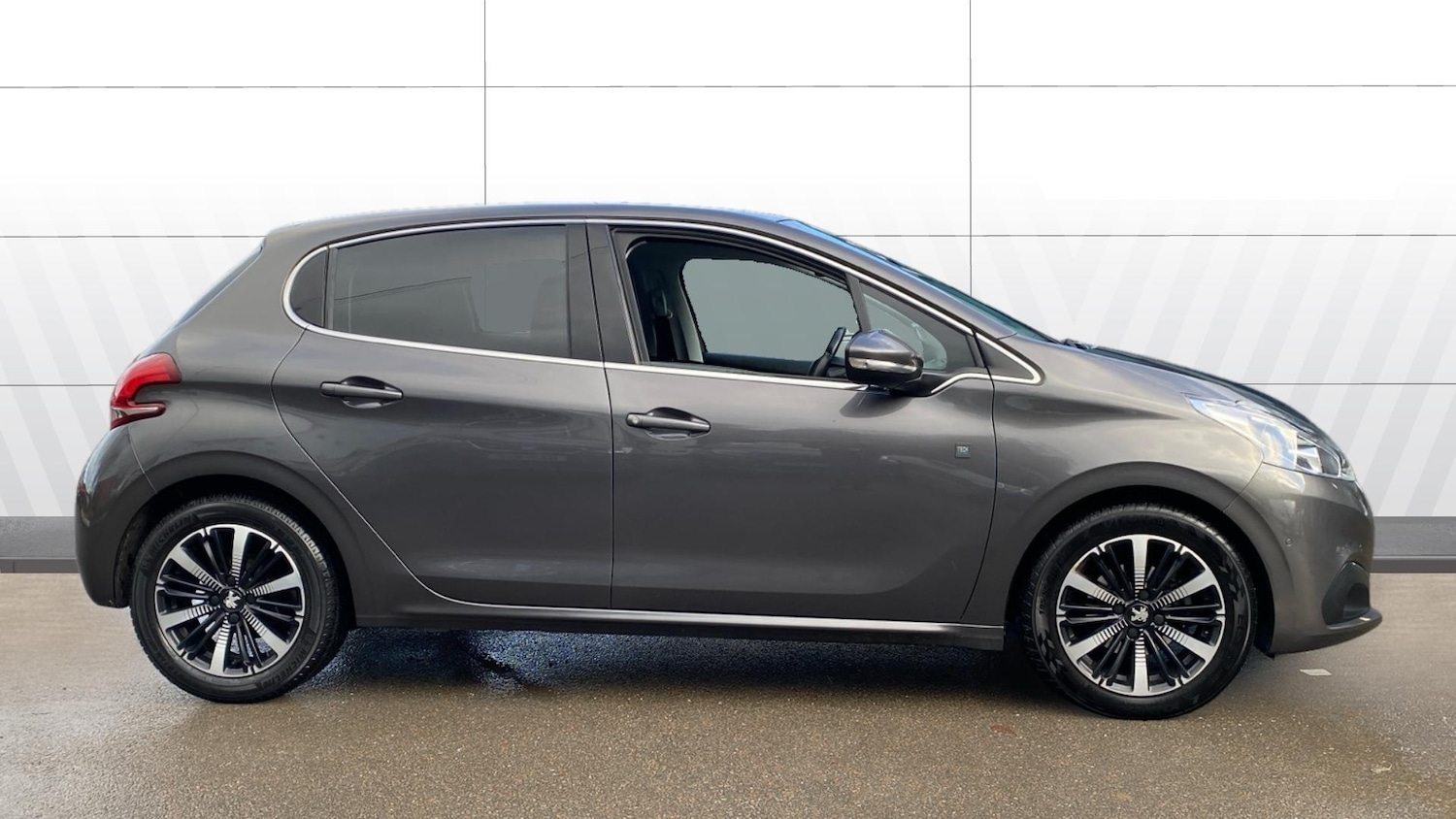 Used Peugeot 208 2019 for sale - 76738655: Photo 5