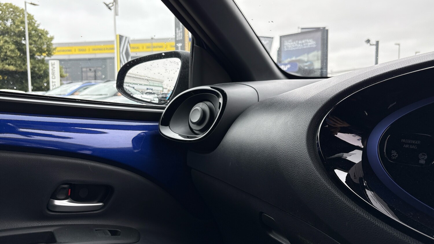 Used Toyota Aygo X 2022 for sale - 76265857: Photo 30