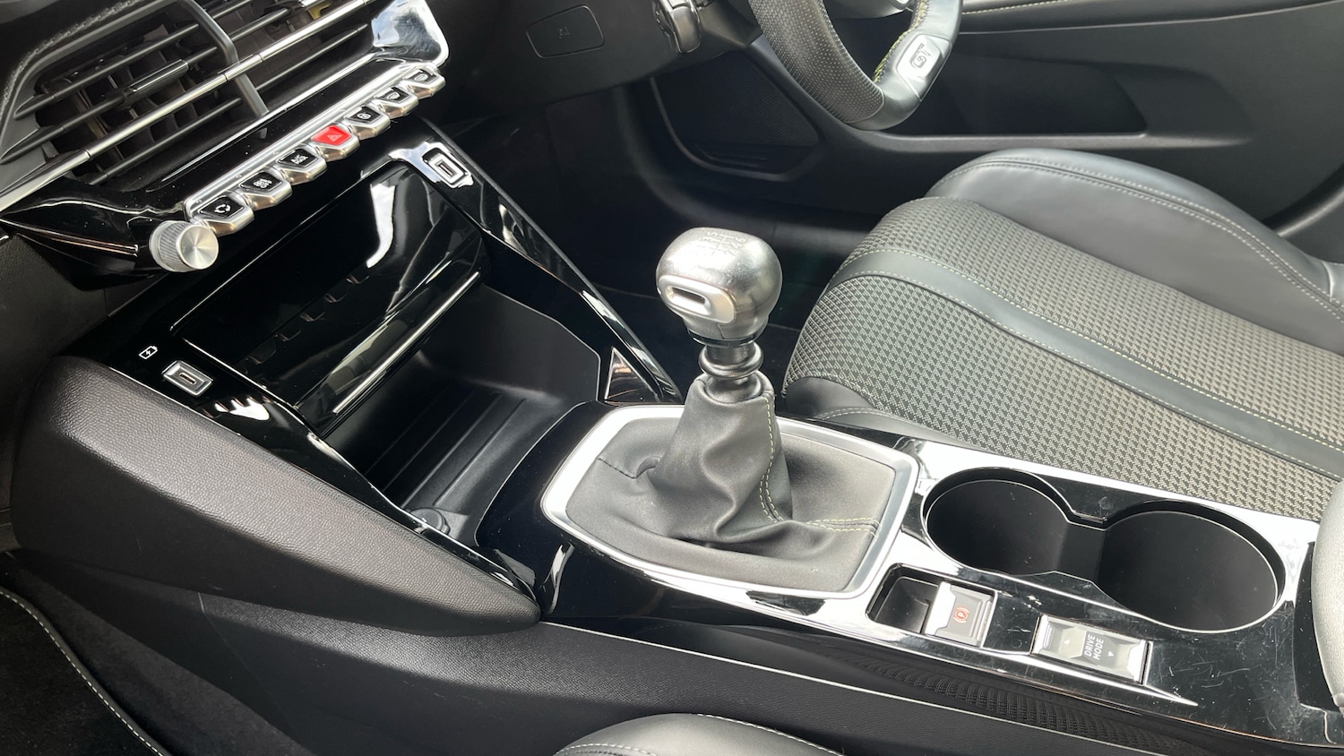 Used Peugeot 208 2020 for sale - 76568440: Photo 13