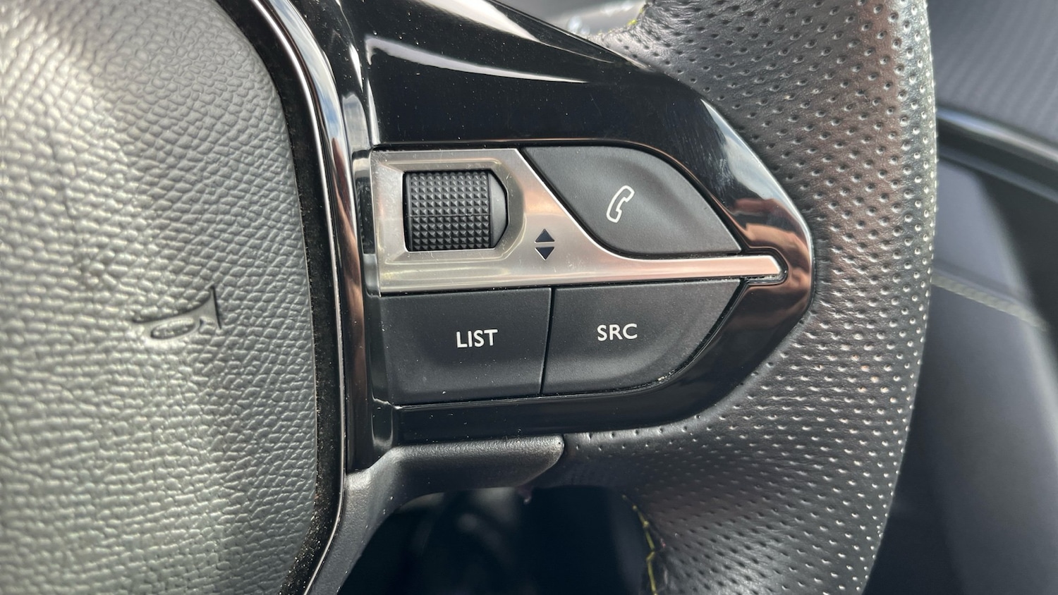 Used Peugeot 208 2020 for sale - 76568440: Photo 23