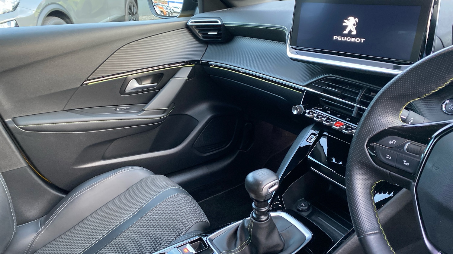 Used Peugeot 208 2020 for sale - 76570900: Photo 14