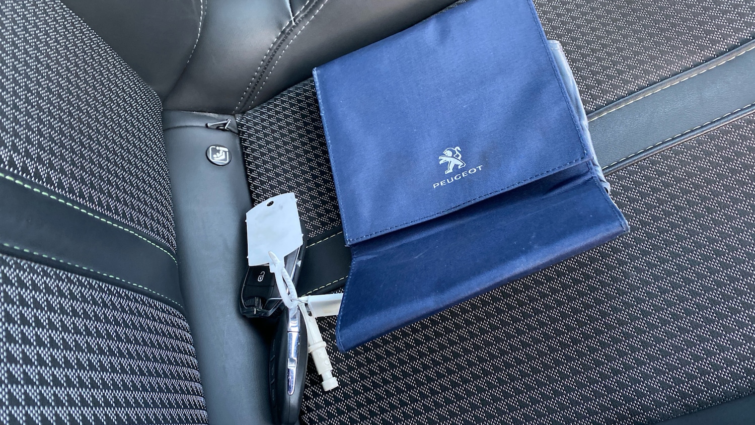 Used Peugeot 208 2020 for sale - 76570900: Photo 19