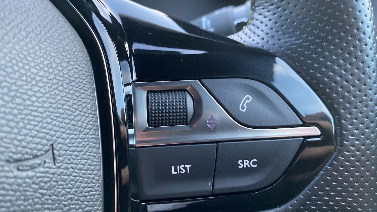 Used Peugeot 208 2020 for sale - 76570900: Photo 22