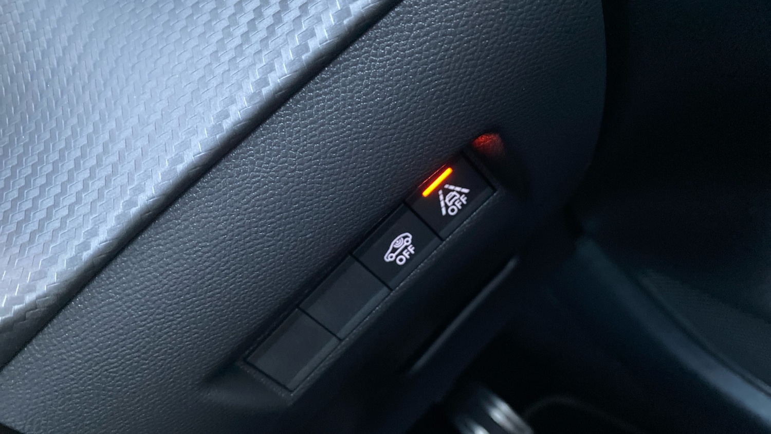 Used Peugeot 208 2020 for sale - 76570900: Photo 27