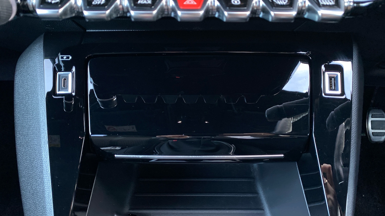 Used Peugeot 208 2020 for sale - 76570900: Photo 33