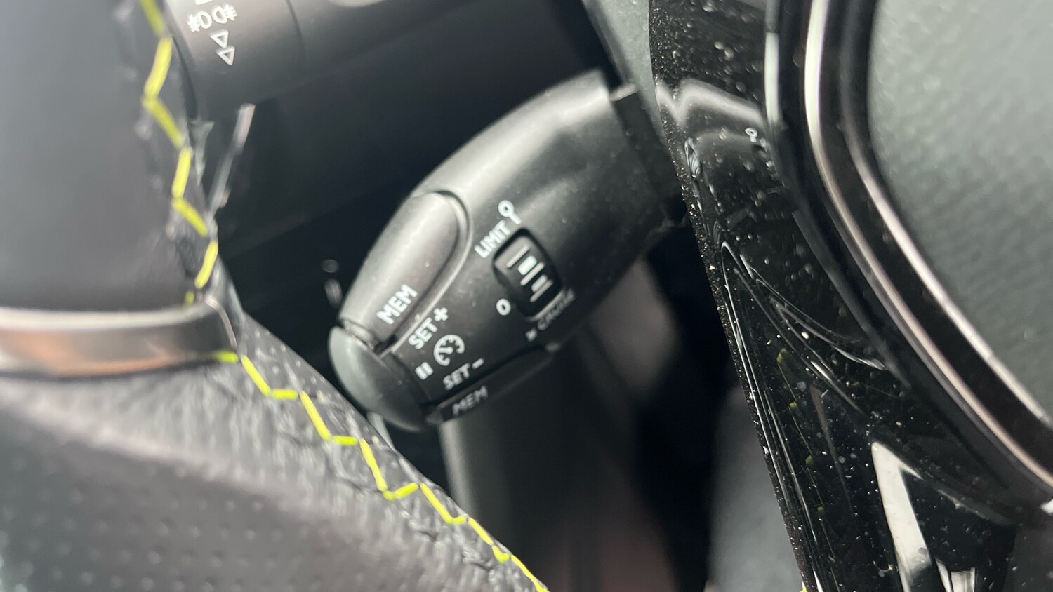 Used Peugeot 2008 2022 for sale - 76233037: Photo 25