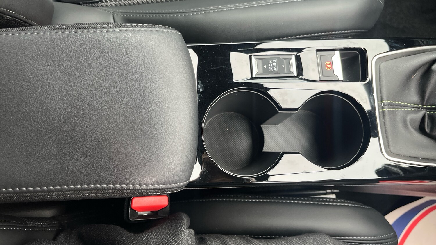 Used Peugeot 2008 2022 for sale - 76233037: Photo 29