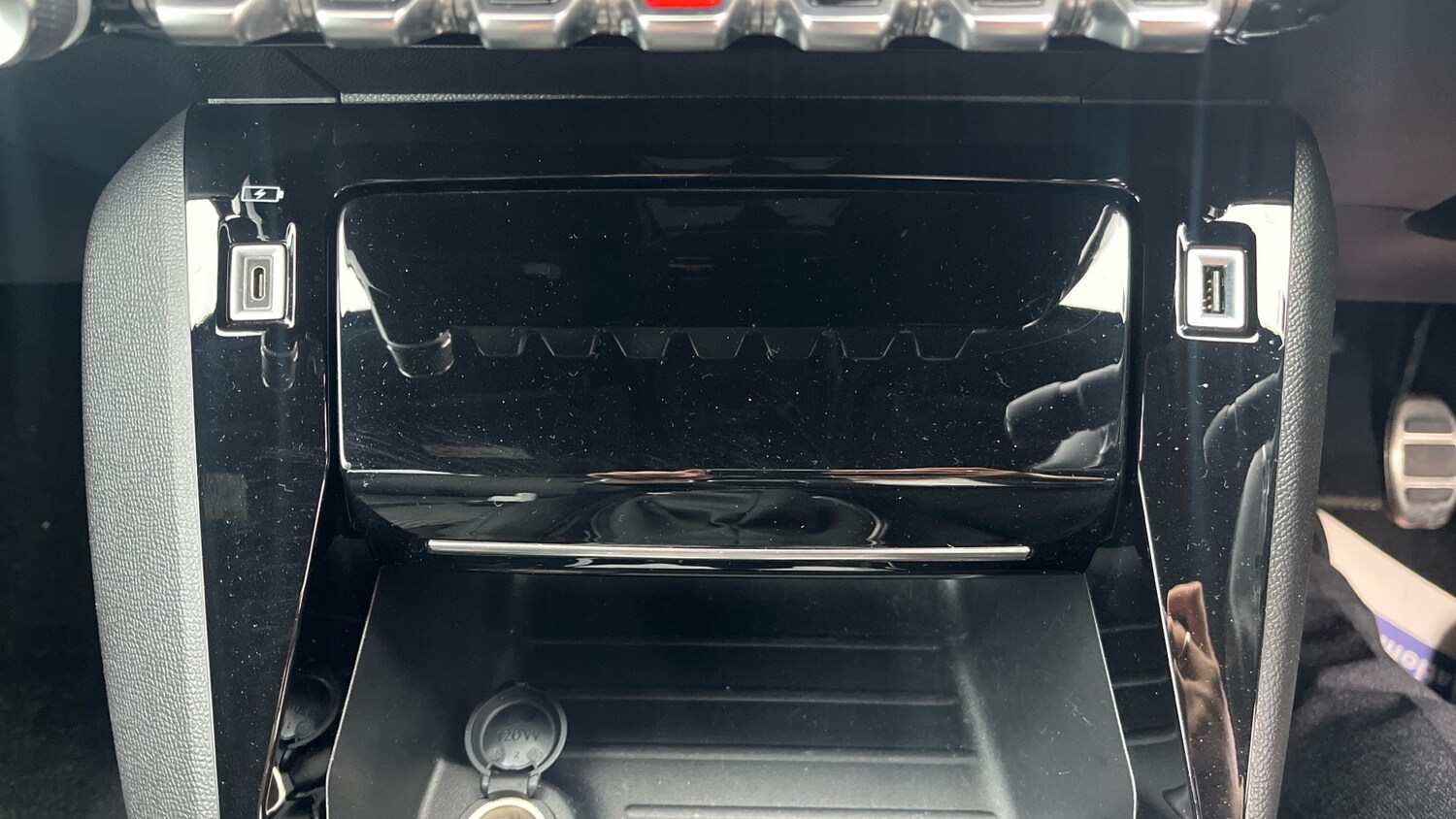 Used Peugeot 2008 2022 for sale - 76233037: Photo 33