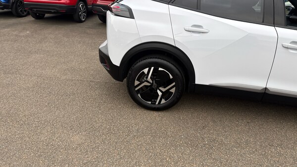 Used Peugeot 2008 2023 for sale - 76205878: Photo 28