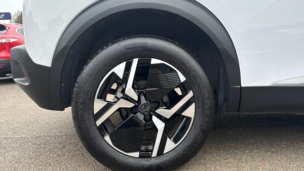 Used Peugeot 2008 2023 for sale - 76205878: Photo 7