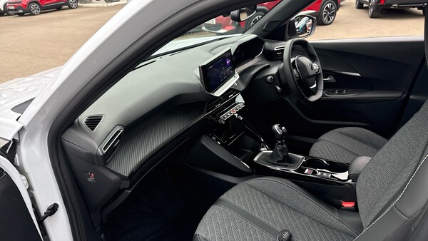 Used Peugeot 2008 2023 for sale - 76205878: Photo 9