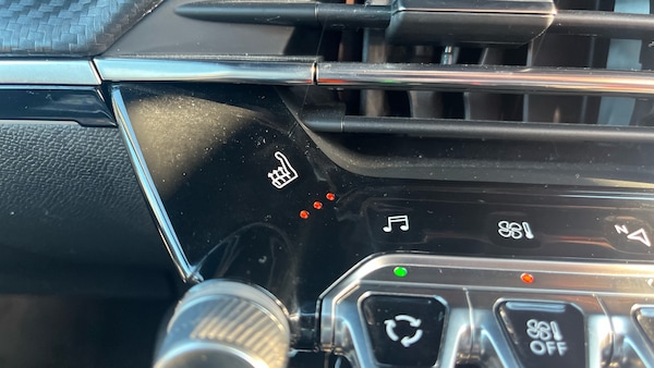 Used Peugeot 208 2021 for sale - 76253097: Photo 27