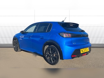 Used Peugeot 208 2021 for sale - 76253097: Photo 2