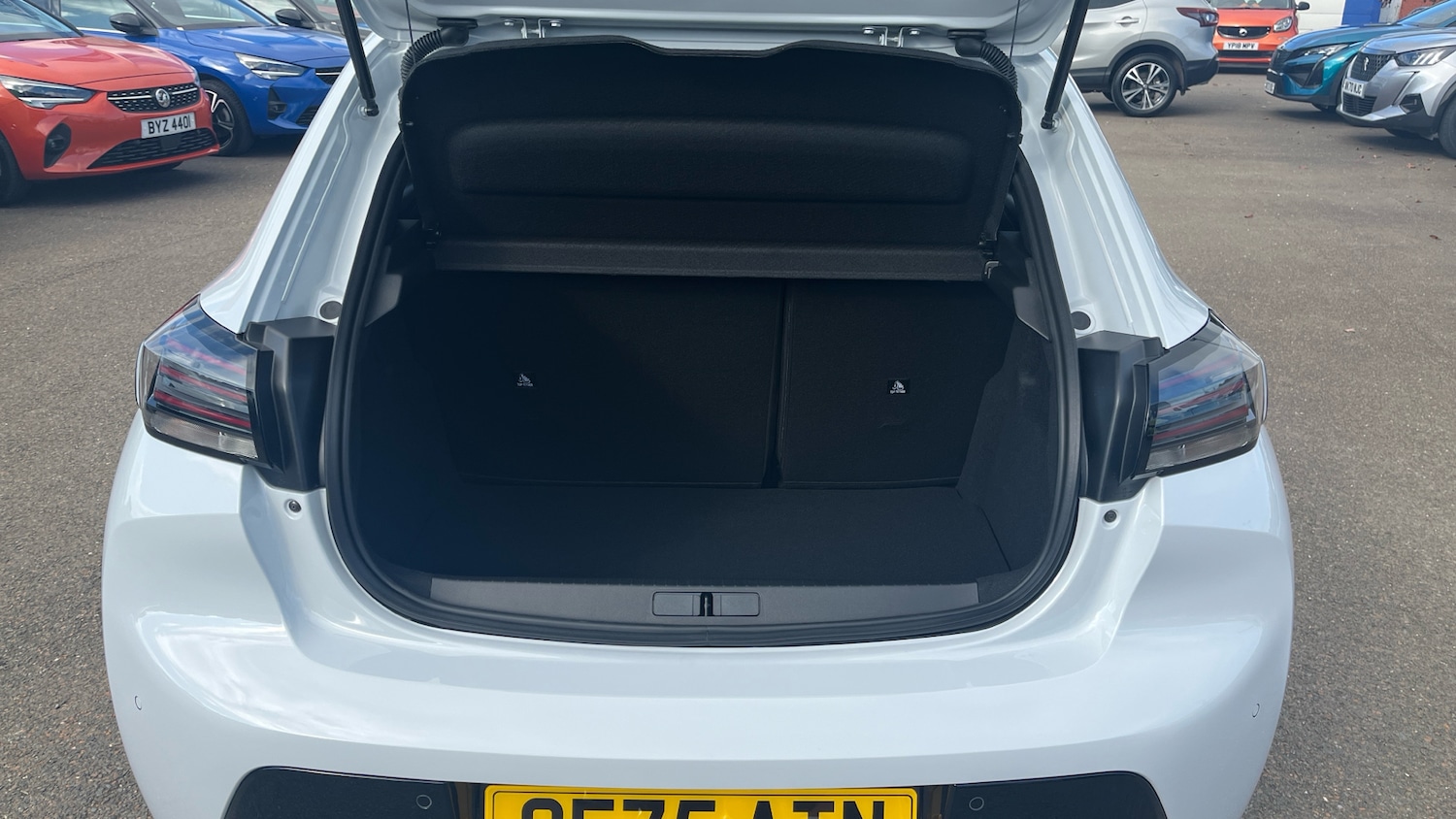 Used Peugeot 208 2025 for sale - 76257561: Photo 4