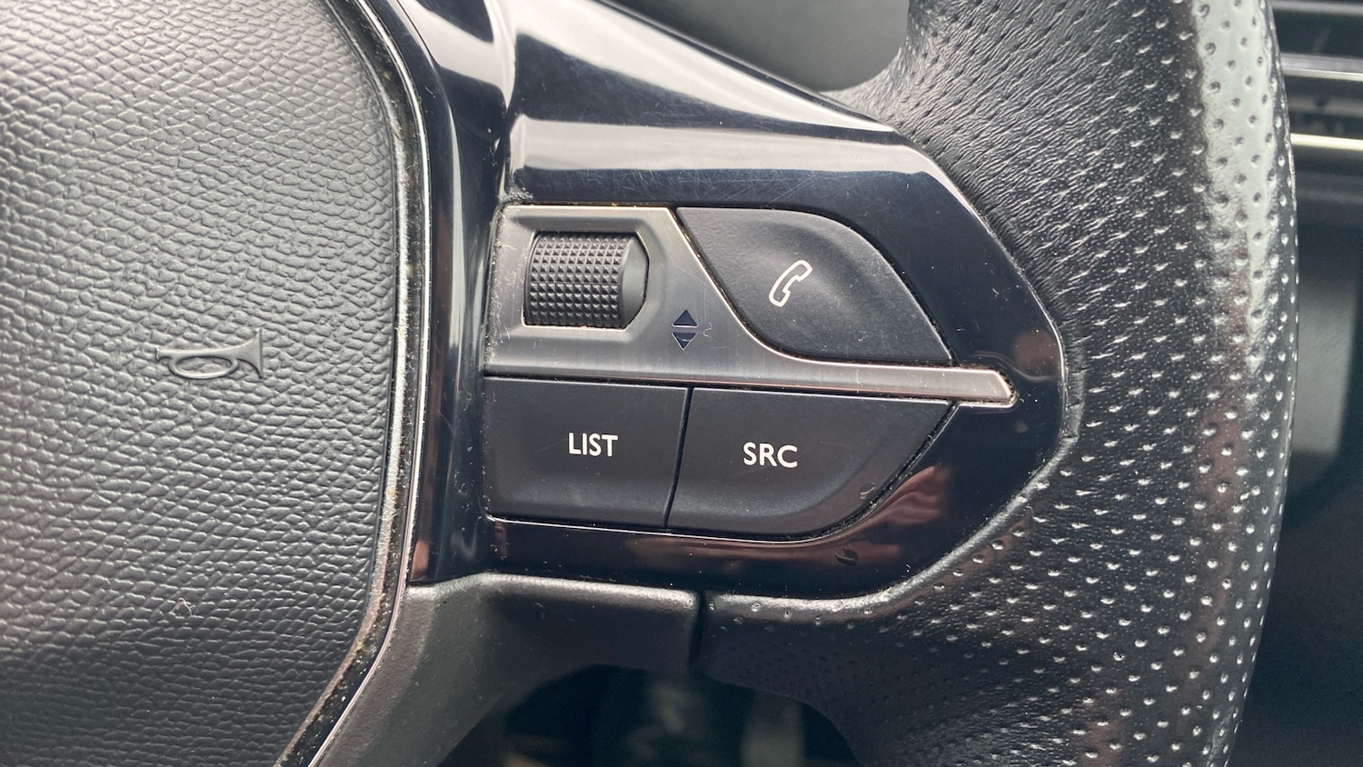 Used Peugeot 3008 2020 for sale - 76763143: Photo 22