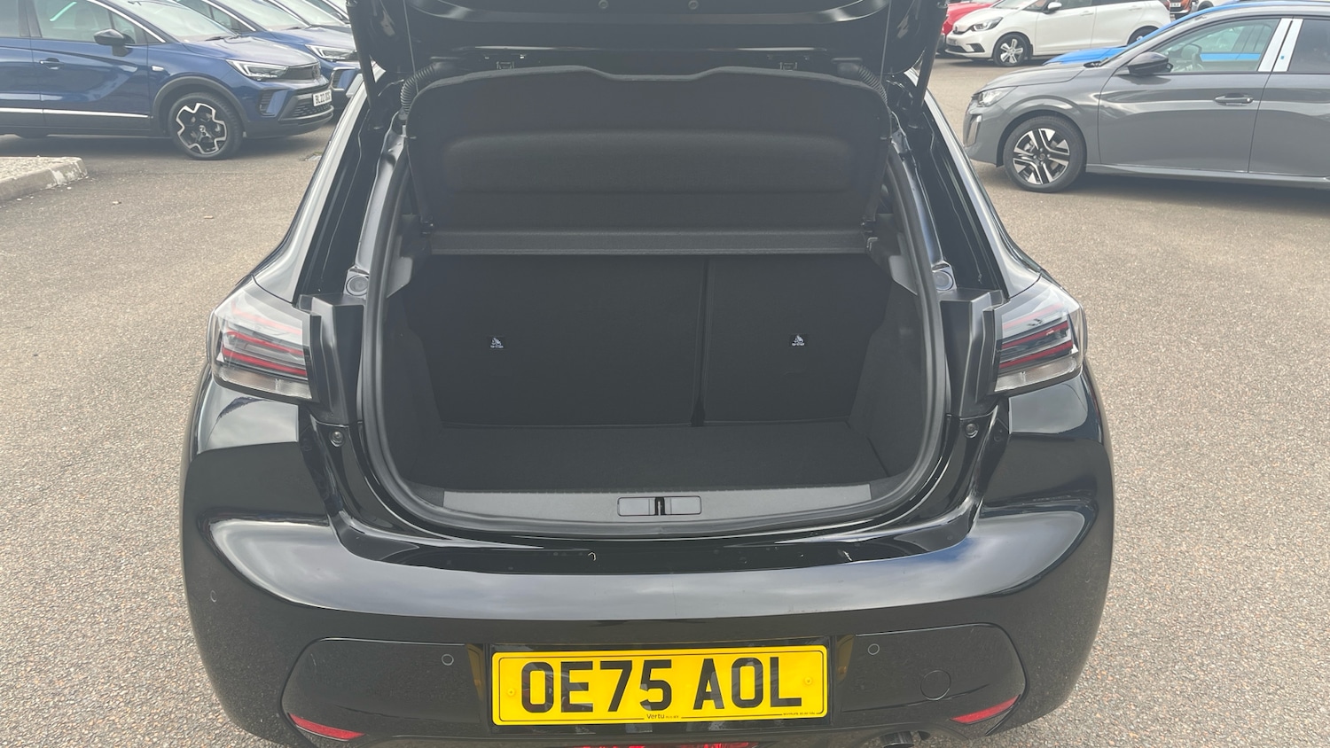 Used Peugeot 208 2025 for sale - 76253080: Photo 4