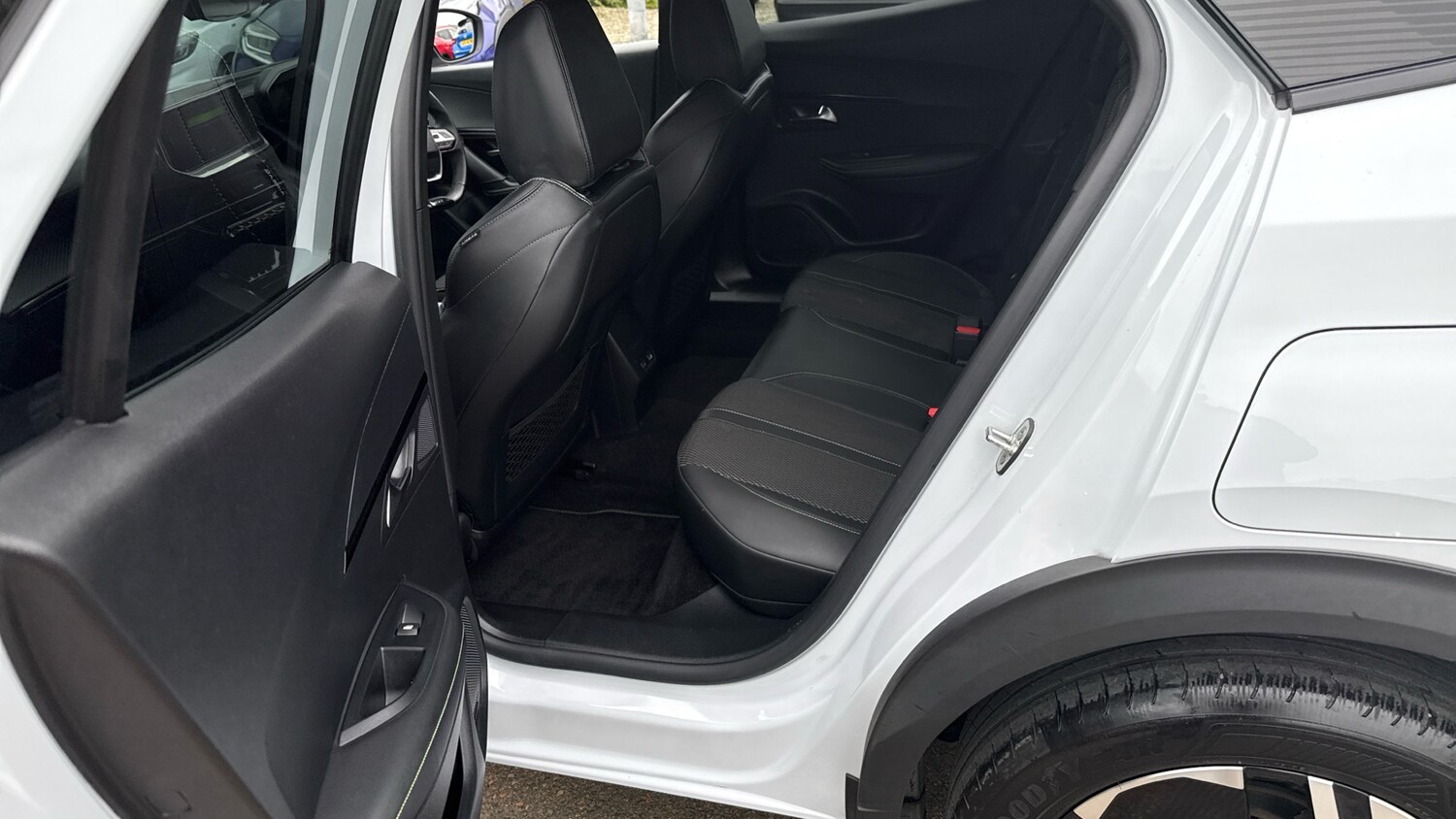 Used Peugeot 2008 2023 for sale - 76222126: Photo 16