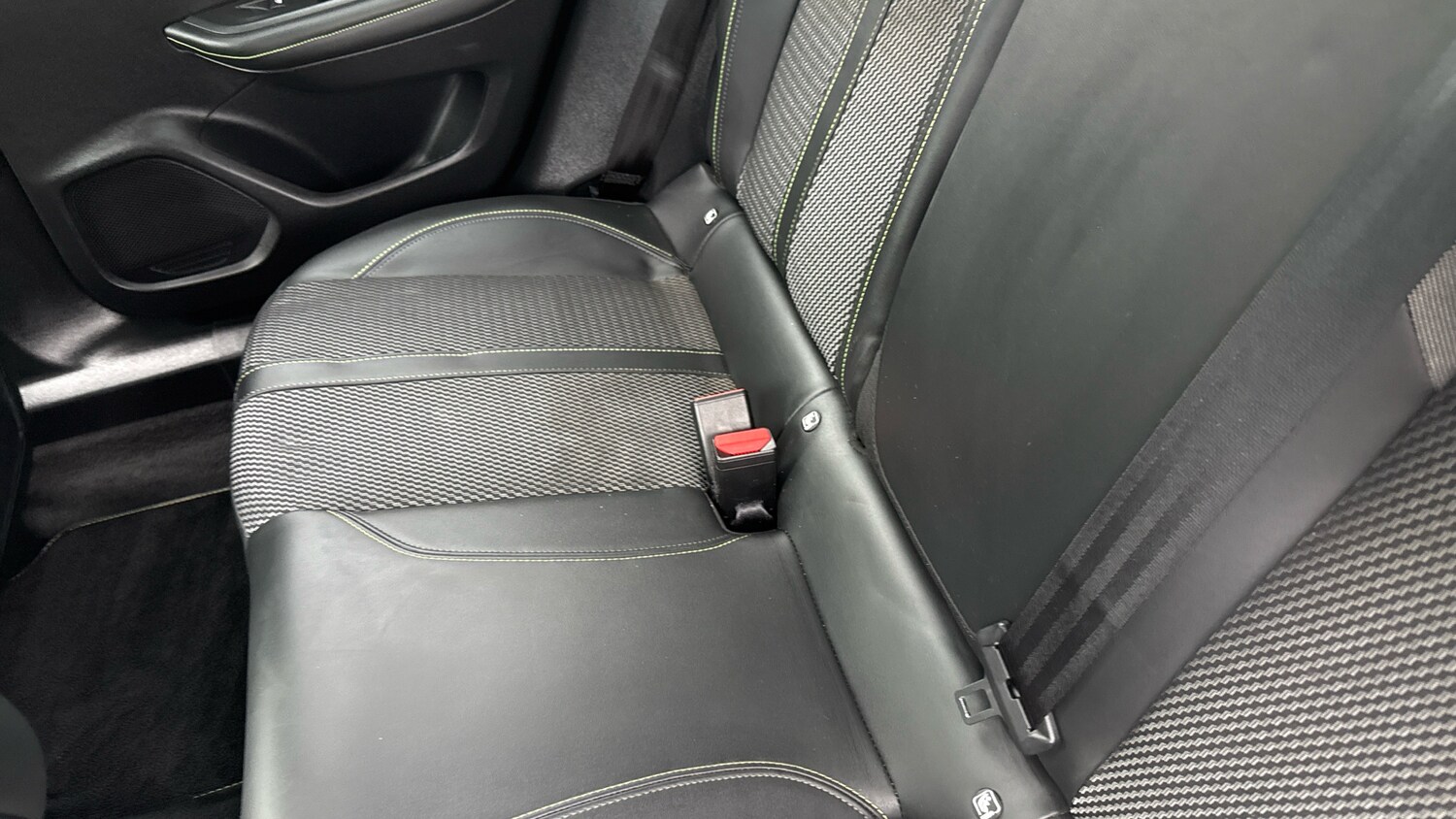 Used Peugeot 2008 2023 for sale - 76222126: Photo 17