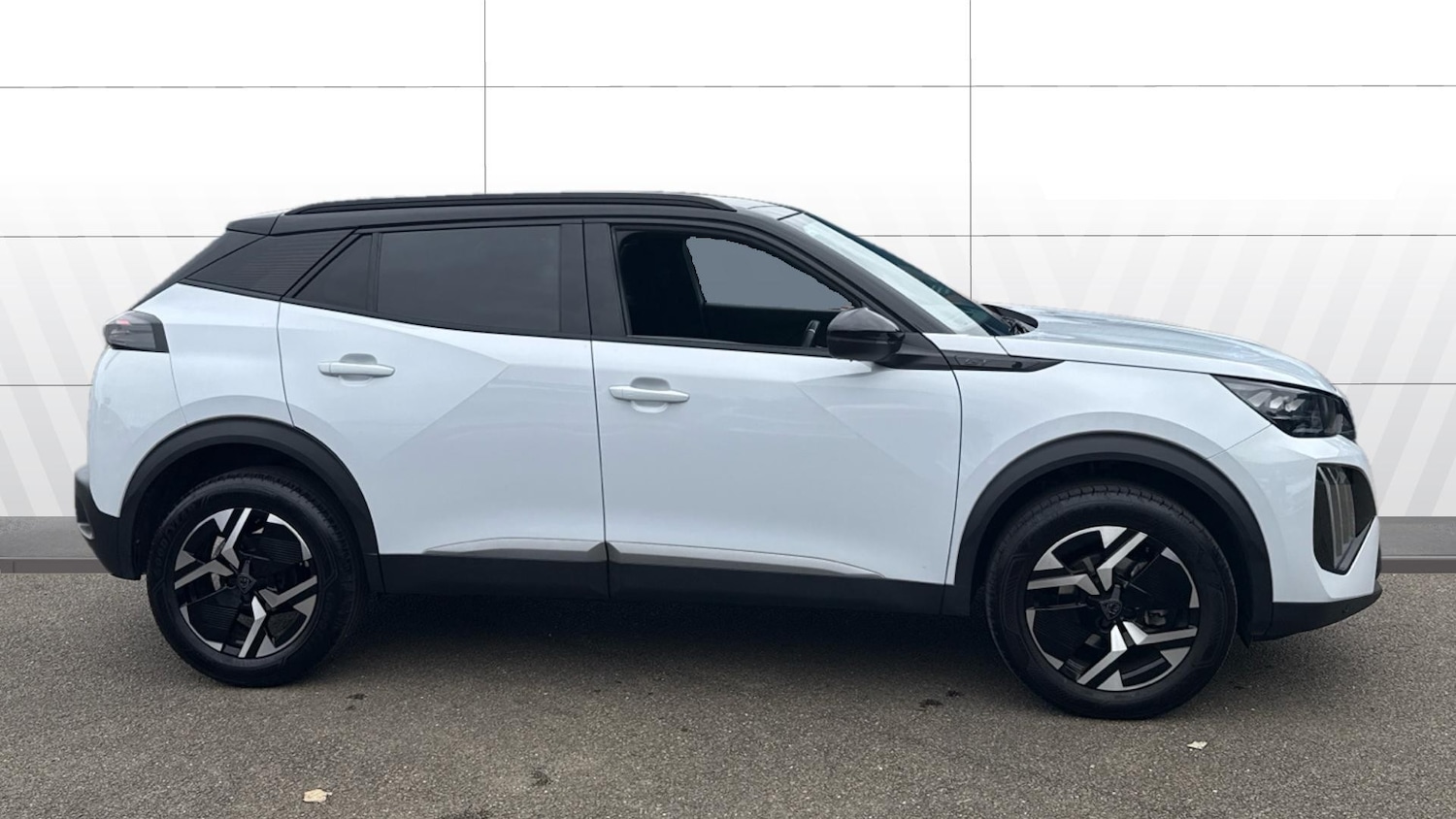 Used Peugeot 2008 2023 for sale - 76222126: Photo 5