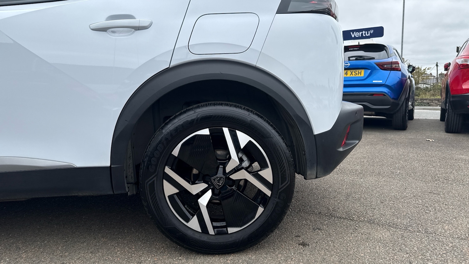 Used Peugeot 2008 2023 for sale - 76222126: Photo 7