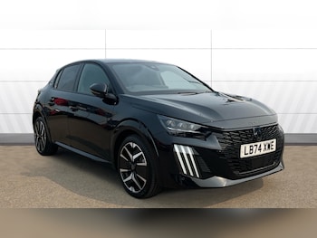 2024 (74) - 1.2 Hybrid 136 GT 5dr e-DSC6 Petrol Hatchback