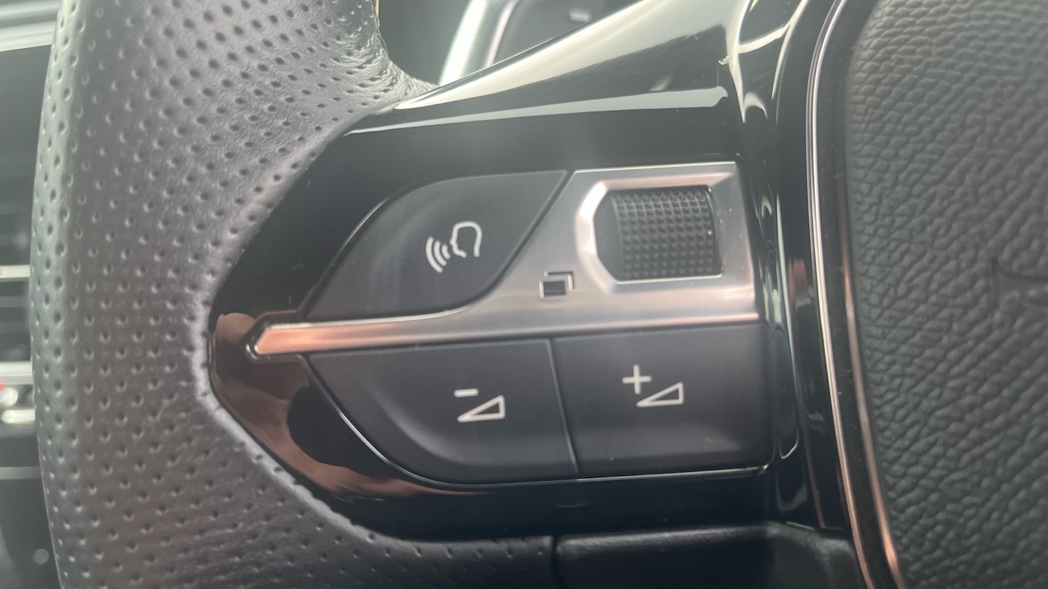 Used Peugeot 208 2024 for sale - 77168468: Photo 21