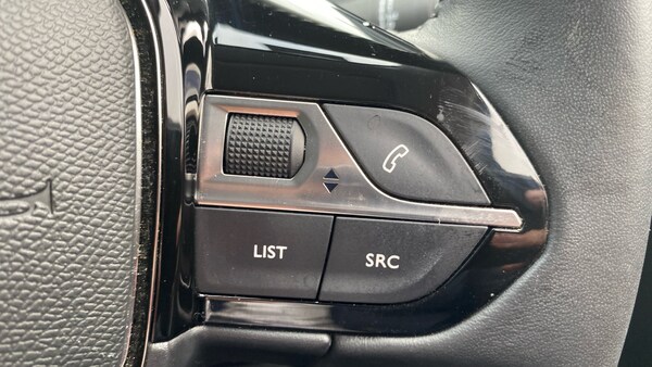 Used Peugeot 208 2022 for sale - 75736683: Photo 22