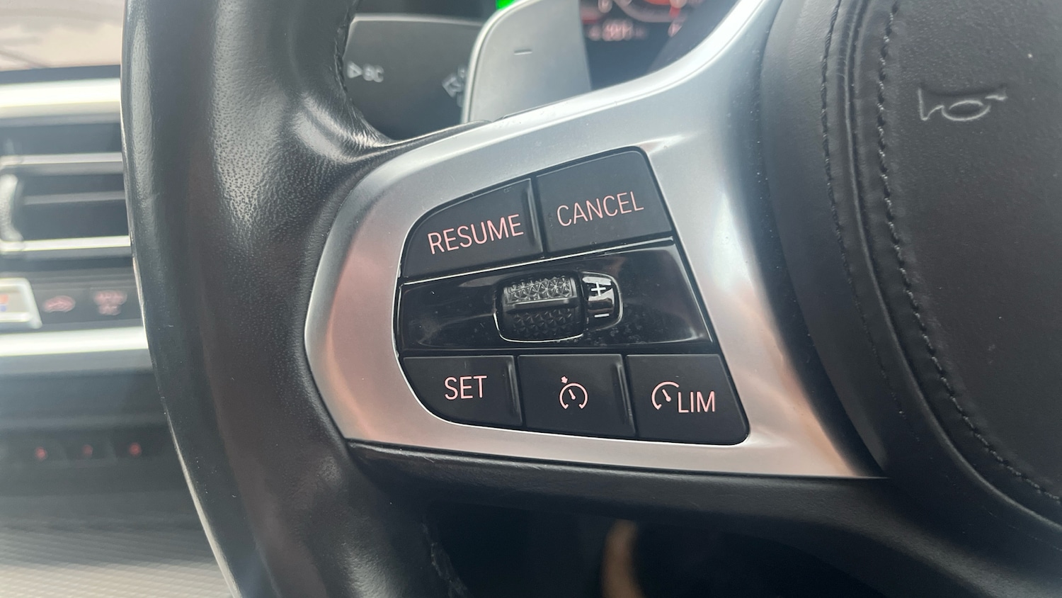 Used BMW 3 Series 2019 for sale - 76490399: Photo 21