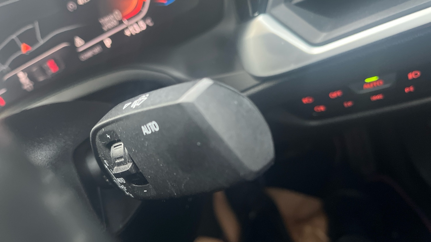 Used BMW 3 Series 2019 for sale - 76490399: Photo 23