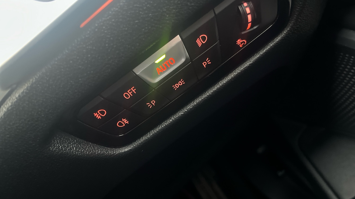 Used BMW 3 Series 2019 for sale - 76490399: Photo 25