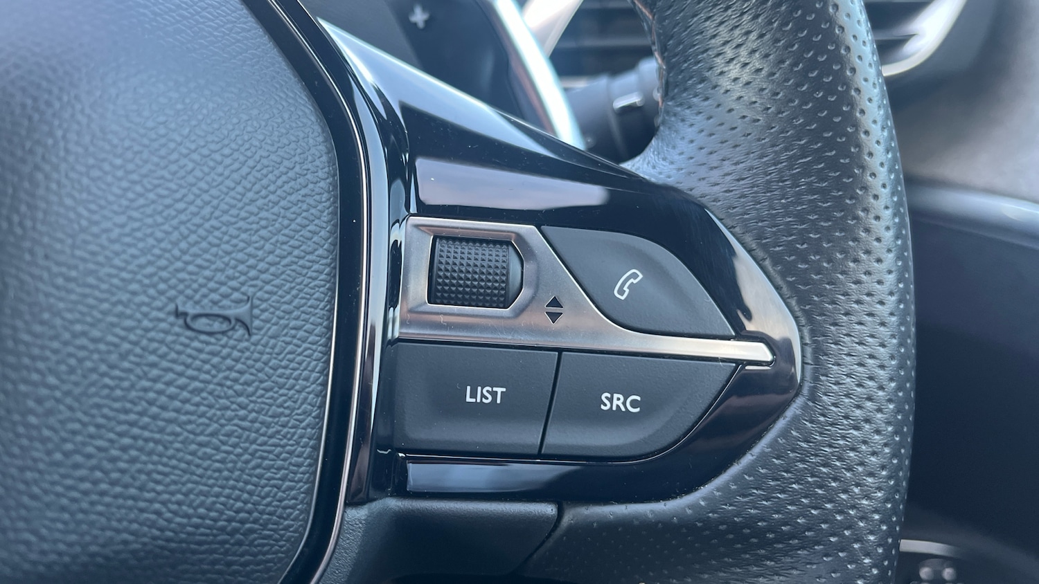 Used Peugeot 3008 2022 for sale - 76682284: Photo 22