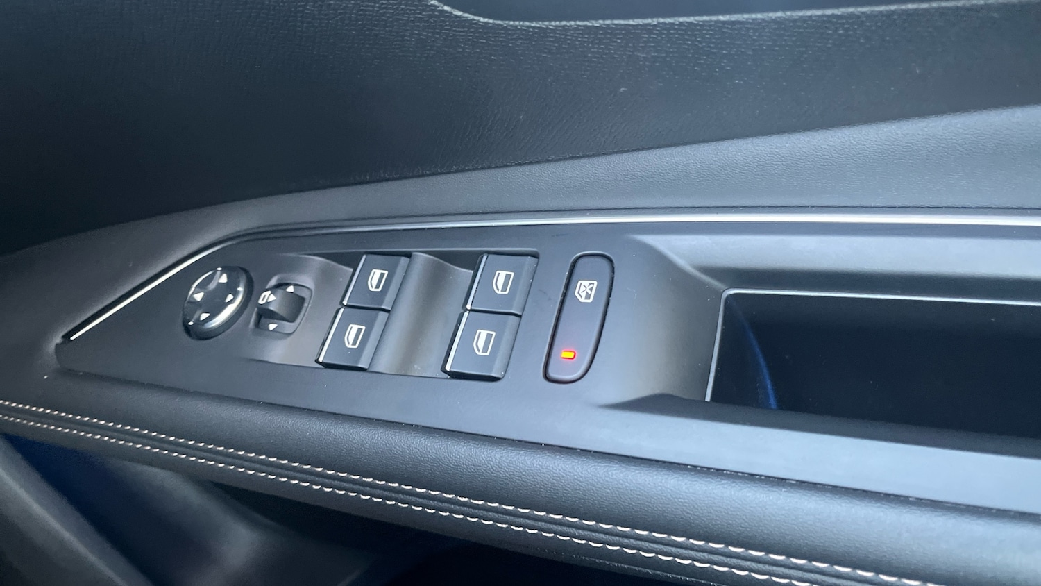 Used Peugeot 3008 2022 for sale - 76682284: Photo 26