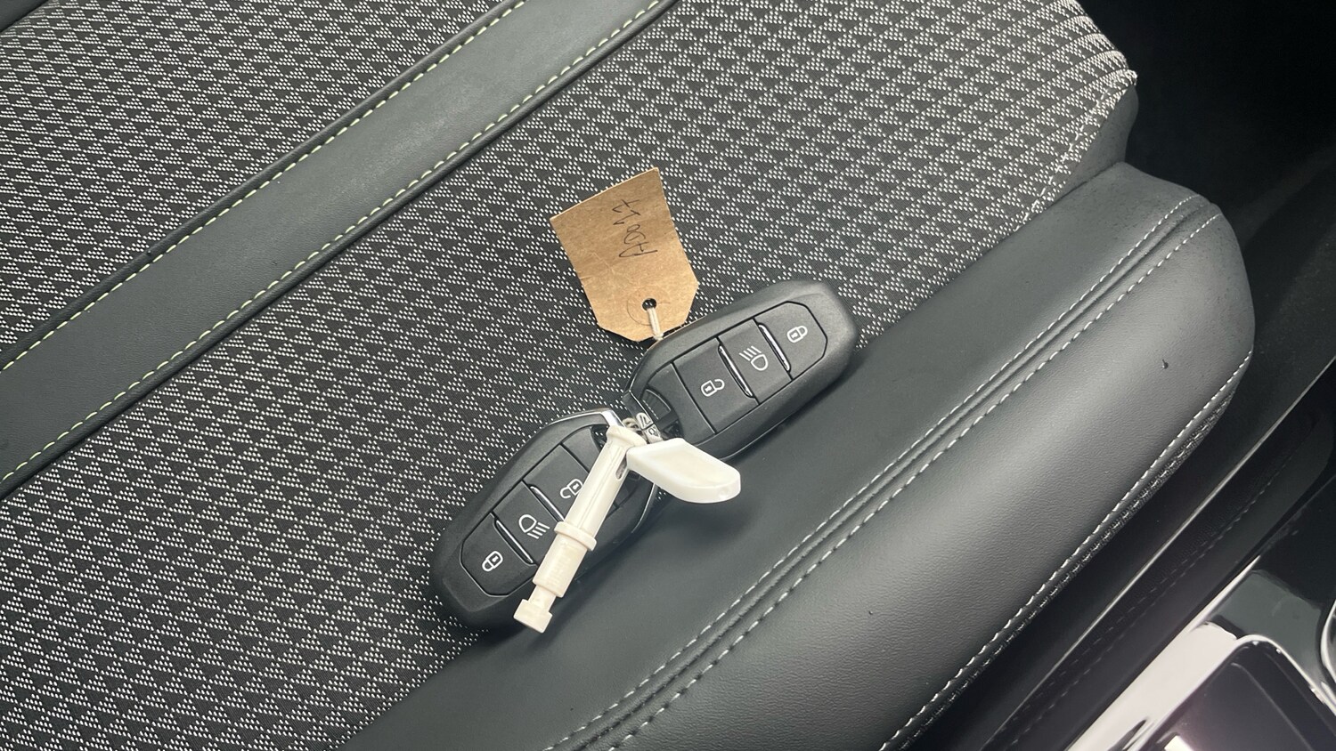 Used Peugeot 2008 2022 for sale - 76492093: Photo 19