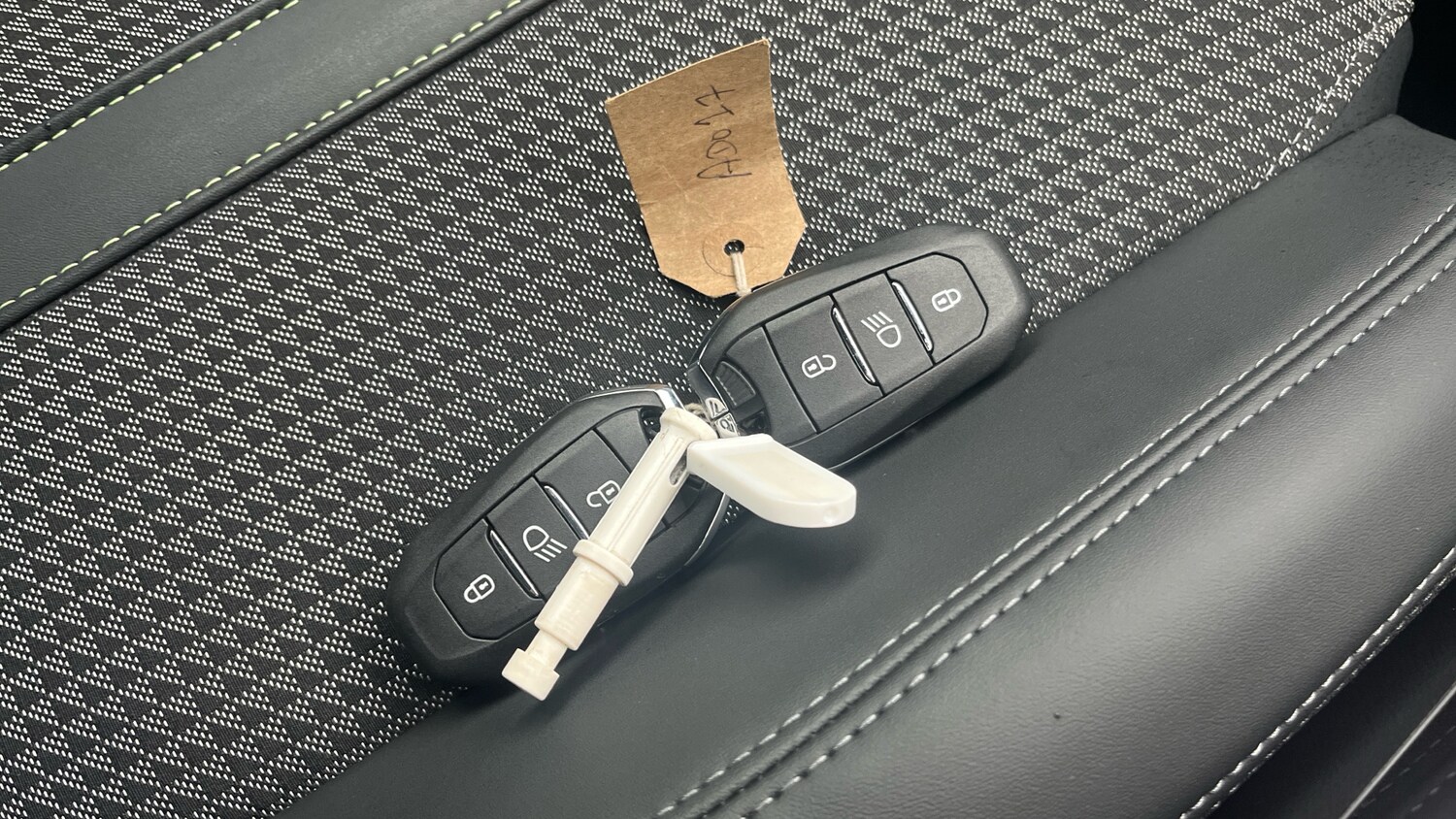 Used Peugeot 2008 2022 for sale - 76492093: Photo 20