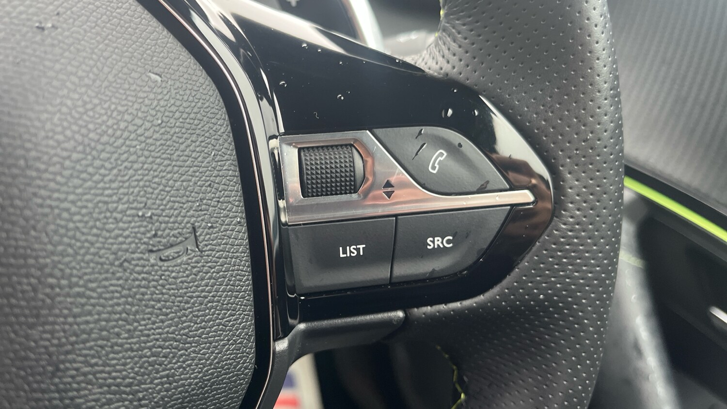 Used Peugeot 2008 2022 for sale - 76492093: Photo 22