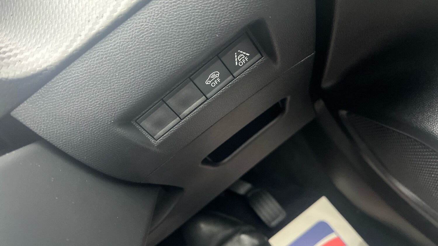 Used Peugeot 2008 2022 for sale - 76492093: Photo 25