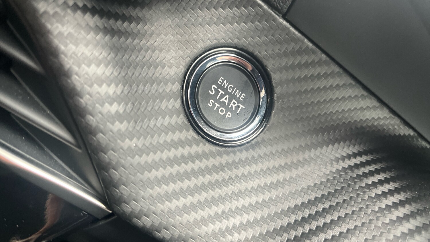 Used Peugeot 2008 2022 for sale - 76492093: Photo 27