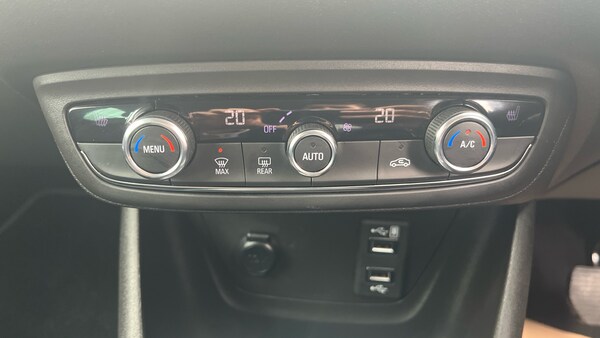 Used Vauxhall Crossland 2022 for sale - 76005940: Photo 33