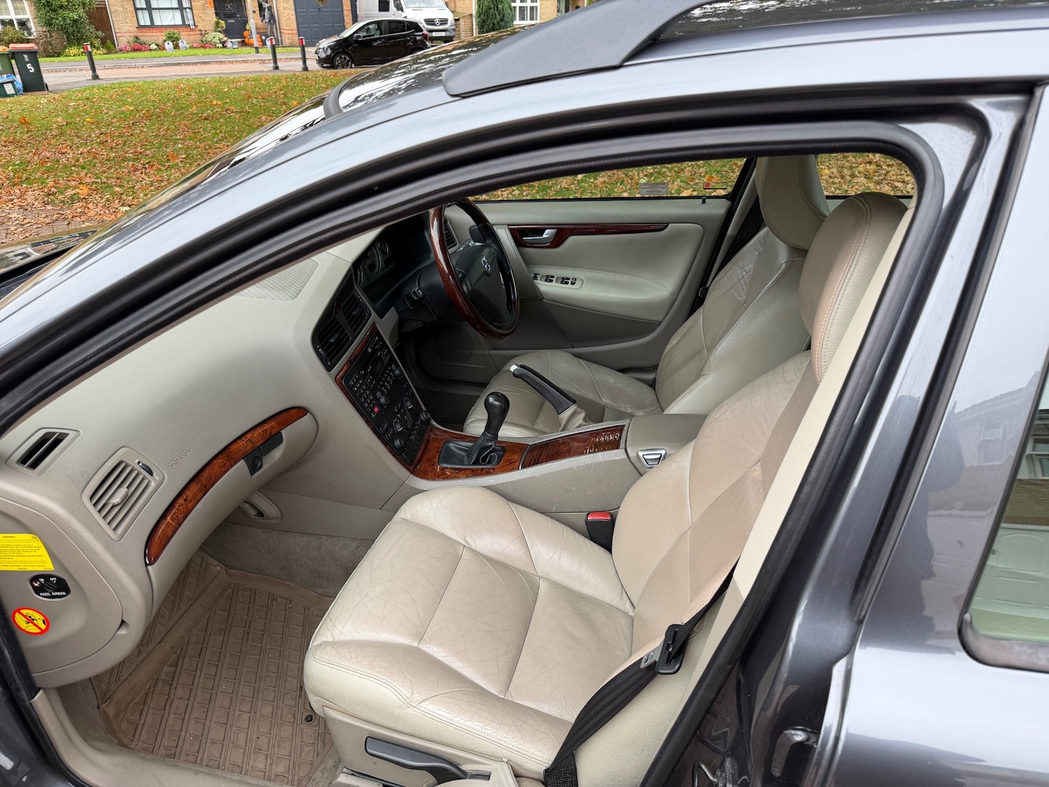 Used Volvo V70 2004 for sale - 76882160: Photo 11