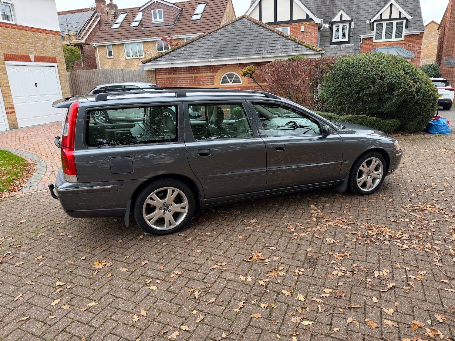 Used Volvo V70 2004 for sale - 76882160: Photo 4