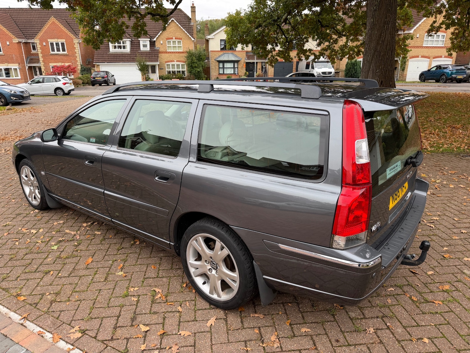 Used Volvo V70 2004 for sale - 76882160: Photo 6